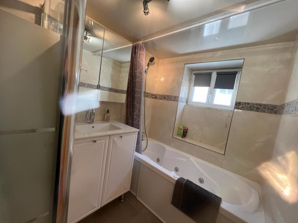 Apartamento Aulnay cocoon Exterior foto